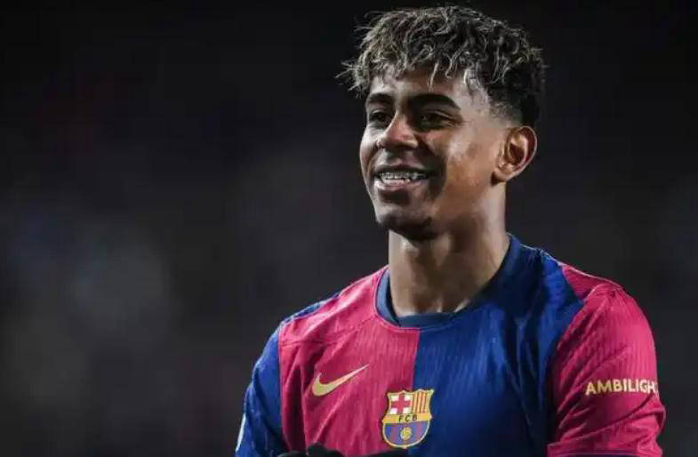 西甲官方宣布赛季MVP！18岁新秀破纪录，拉菲尼亚备受关注